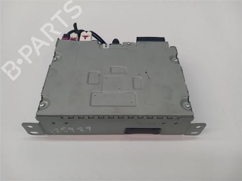 Used Radio Radio DS DS 7 Crossback (J4_, JR_, JC_) 1.5 BlueHDi 130 (JCYHZJ, JCYHZR) (130 hp) 17484350 17484350