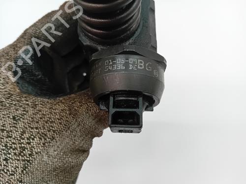 Injector VW GOLF V (1K1)  | BP28325982M100