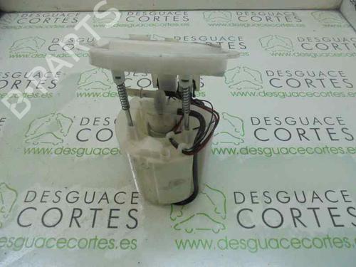 Used Fuel pump MERCEDES-BENZ C-CLASS (W204) C 180 Kompressor (204.046) (156 hp) 5522403