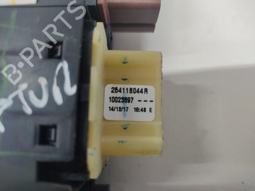 Left front window switch RENAULT CAPTUR I (J5_, H5_)  | BP28041868I27 