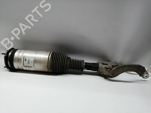 Used Left front shock absorber LAND ROVER DISCOVERY V (L462) 2.0 Sd4 4x4 (241 hp) 31168598