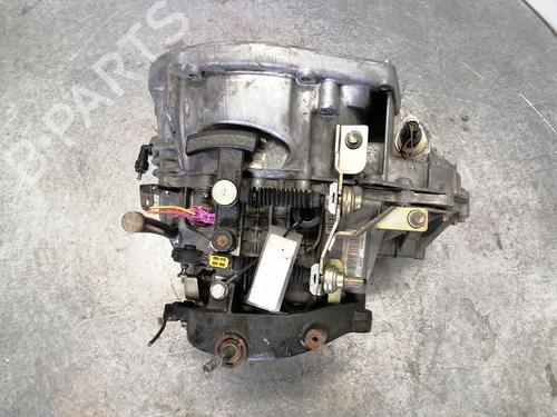 Gearkasse RENAULT TRAFIC II Platform/Chassis (EL) 1.9 dCi 80 (EL0B) (82 hp) 32186382