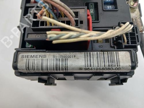 Fuse box CITROËN C5 I (DC_) 2.0 HDi (DCRHZB, DCRHZE) | BP38414655E1 - Image 3