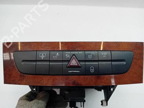 Warning switch MERCEDES-BENZ E-CLASS (W211) E 200 Kompressor (211.042) | BP31176100I22