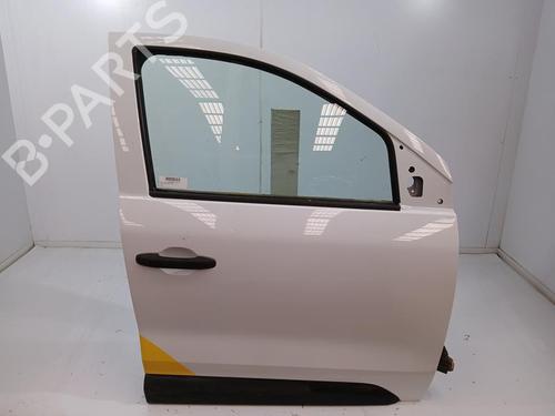Used Right front door RENAULT EXPRESS Box Body/MPV [2021-2025]  30058446