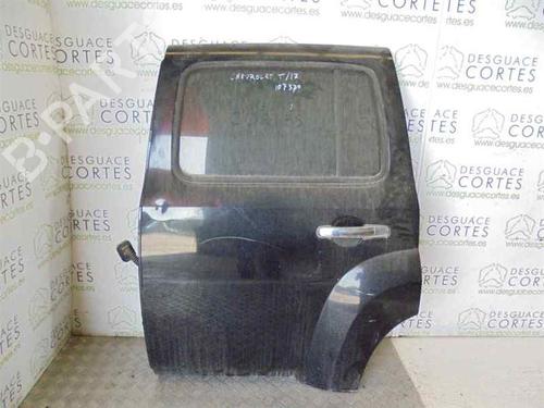 Puerta trasera izquierda Puerta trasera izquierda CHEVROLET HHR 2.4 (170 hp) 5683594 5683594