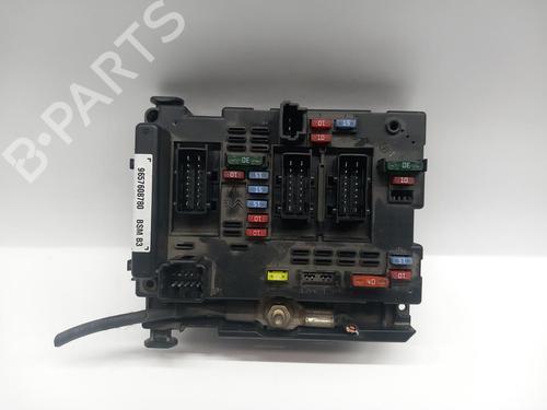 Sikringsdåse Sikringsdåse PEUGEOT 307 Break (3E) [2002-2009] 37429477 37429477