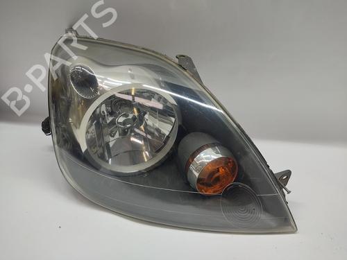 Used Right headlight FORD FIESTA V (JH_, JD_) 1.4 TDCi (68 hp) 30927715