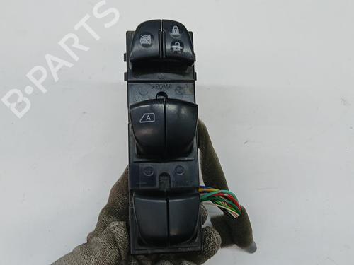 left-front-window-switch-nissan-juke-f15-2010-2011-2012-2013-2014-2015-2016-2017-2018-2019-36262184 main image
