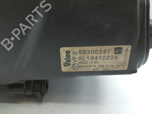 Right headlight SEAT IBIZA III (6L1) 1.9 TDI | BP29572767C29 