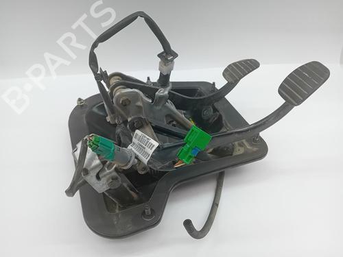 Pedal RENAULT TRAFIC II Bus (JL) 2.5 dCi 145 (JL0J) | BP35783434I4 - Image 2