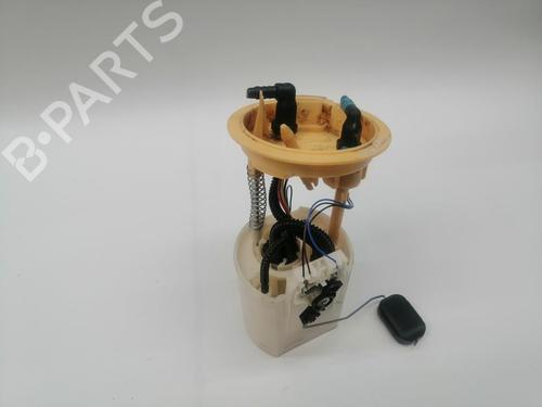 Used Fuel pump SEAT ARONA (KJ7, KJP) 1.6 TDI (115 hp) 31608319