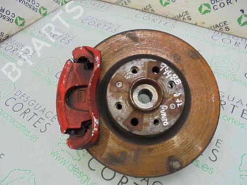 Used Left front steering knuckle FIAT GRANDE PUNTO (199_) 1.6 D Multijet (120 hp) 5678334