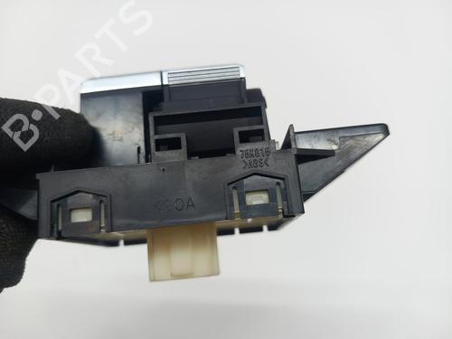 Andre TOYOTA COROLLA Saloon (_E21_) 1.6 VVTi (ZRE210) | BP29982347O1