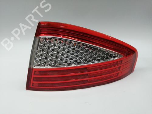 Used Right taillight FORD MONDEO IV (BA7) 2.0 TDCi (140 hp) 31091314