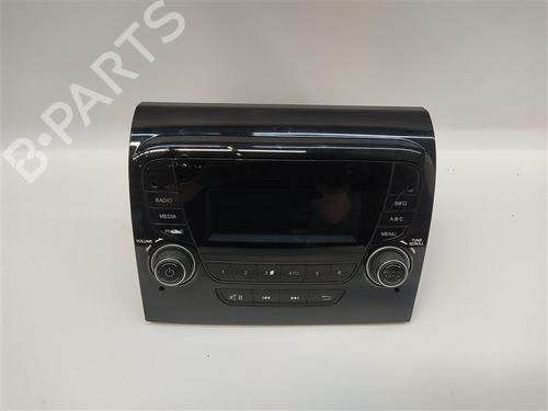 Used Radio Radio 28411942 28411942