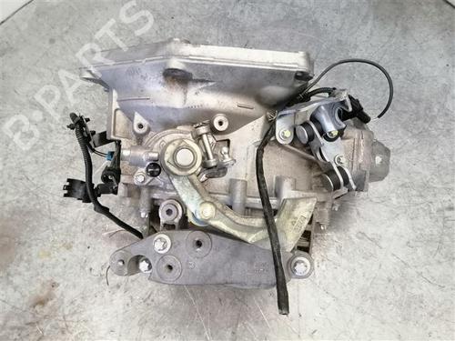 Used Gearbox Gearbox FIAT LINEA (323_, 110_) 1.4 T-Jet (323AXC1A) (120 hp) 17519150 17519150