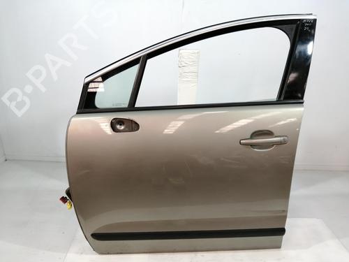 Used Left front door PEUGEOT 3008 I MPV (0U_) 1.6 HDi (109 hp) 27613339