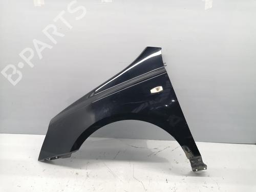 Guarda-lamas esquerdo KIA CARNIVAL / GRAND CARNIVAL III (VQ) [2005-2015]  31328919