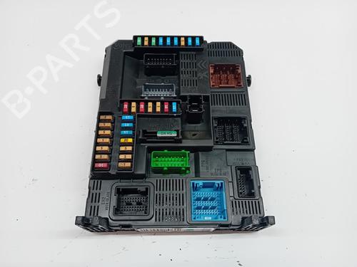 fuse-box-peugeot-2008-i-cu_-2013-33440411 main image