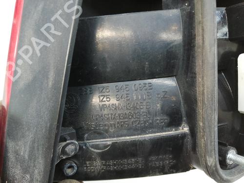 Left taillight SKODA OCTAVIA II (1Z3) 1.6 TDI | BP29376042C34 