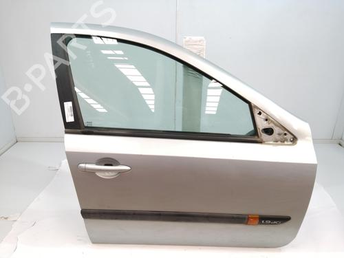 Used Right front door RENAULT LAGUNA II (BG0/1_) [2001-2007]  27222578