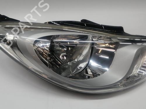 Used Right headlight HYUNDAI i10 I (PA) 1.1 (69 hp) 30545113