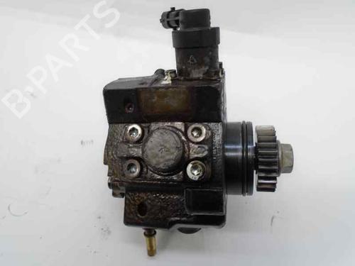 Used Injection pump OPEL VIVARO A Bus (X83) 2.0 CDTI (F7, J7, A07) (114 hp) 6592407