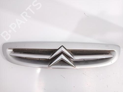 Used Grille CITROËN XSARA (N1) 1.9 D (70 hp) 32088089