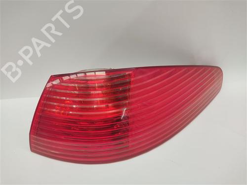 Used Right taillight Right taillight 19332081 19332081