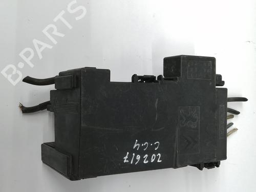 Used Fuse box CITROËN C4 Picasso I MPV (UD_) 2.0 HDi 138 (136 hp) 29393728