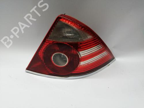 Used Right taillight Right taillight FORD MONDEO III (B5Y) 2.0 TDCi (130 hp) 33810106 33810106