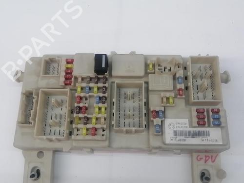 Used Fuse box FORD KUGA I [2008-2012]  30196669