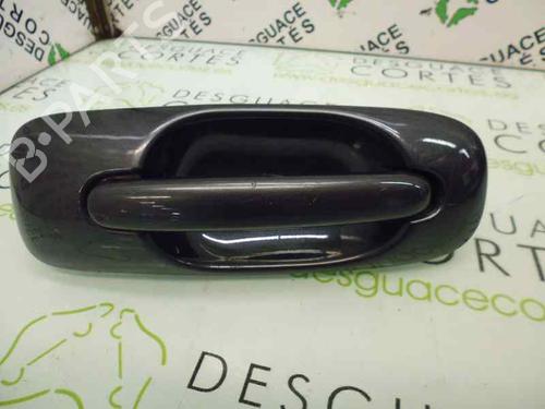 Used Rear left exterior door handle CHRYSLER VOYAGER IV (RG, RS) 2.4 (147 hp) 5451626
