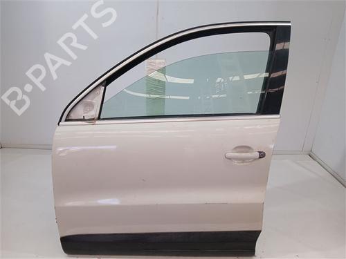 Used Left front door Left front door 39468241 39468241