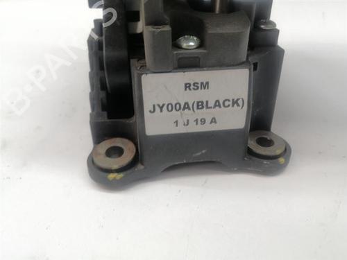 Gear lever RENAULT KOLEOS I (HY_) 2.0 dCi 4x4 (HY0K) | BP29207490M90 - Image 4