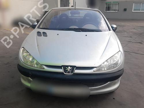 Brukte deler til PEUGEOT 206 CC (2D) 1.6 16V (2DNFUF, 2DNFUR) (109 hp) 4337755