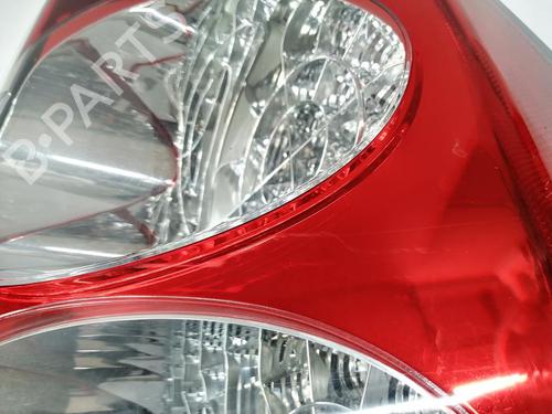 Right taillight LAND ROVER DISCOVERY III (L319) 2.7 TD 4x4 | BP31361912C35