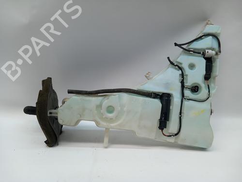 Used Windscreen washer tank BMW X5 (F15, F85) xDrive 40e (245 hp) 26407082