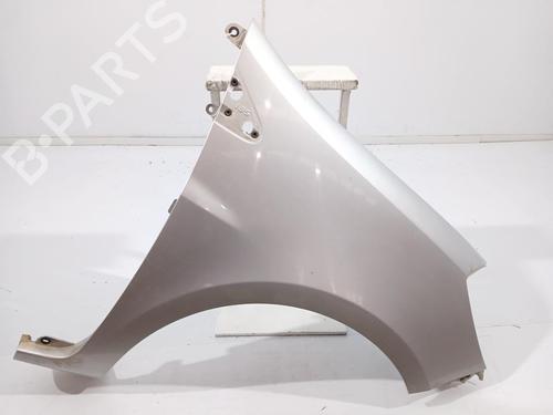 Forskærm Højre RENAULT CLIO III (BR0/1, CR0/1) 1.5 dCi (BR17, CR17) (86 hp) 32852473