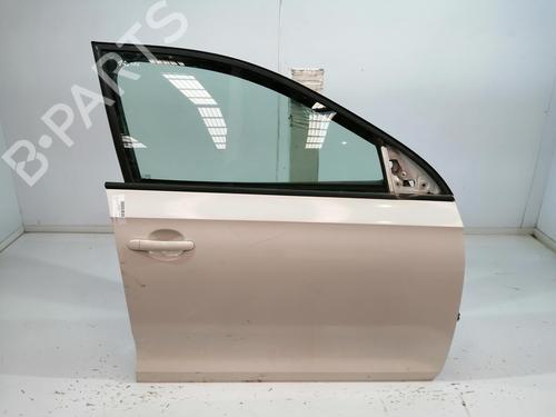 Used Right front door SKODA RAPID (NH3, NK3, NK6) 1.6 TDI (105 hp) 28518742