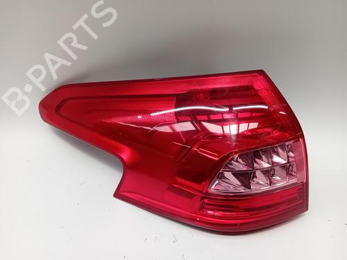 Used Left taillight Left taillight 37200270 37200270