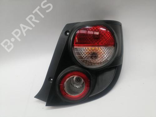 Used Right taillight CHEVROLET AVEO Hatchback (T300) 1.2 (86 hp) 30635317