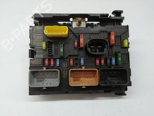 Used Fuse box Fuse box PEUGEOT 307 (3A/C) [2000-2012] 32977209 32977209