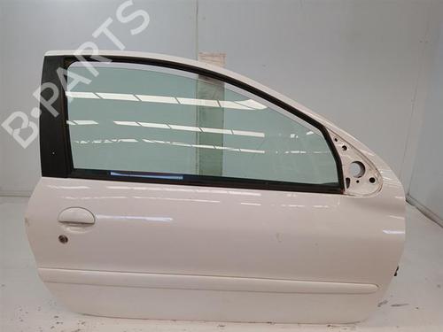 Used Right front door Right front door 39467979 39467979
