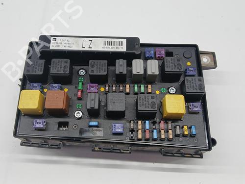 Caixa de fusíveis Caixa de fusíveis 37032517 37032517