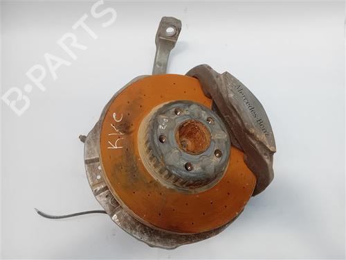 Used Left front steering knuckle Left front steering knuckle MERCEDES-BENZ C-CLASS (W205) C 220 BlueTEC / d (205.002, 205.004) (170 hp) 26452412 26452412