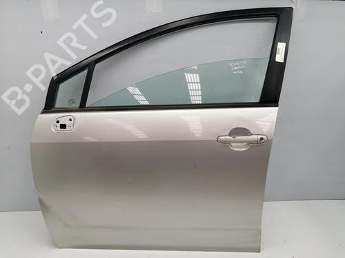 left-front-door-toyota-corolla-verso-zer_-zze12_-r1_-2004-2005-2006-2007-2008-2009-32229531 main image