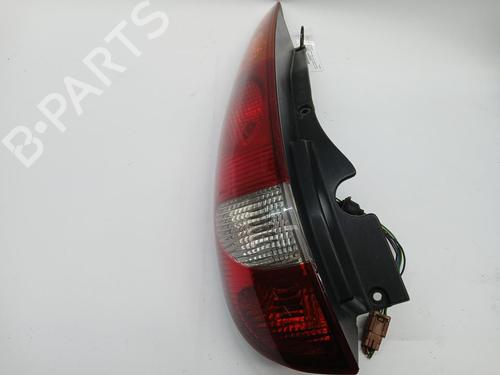 Rückleuchte Links für Rückleuchte Links NISSAN ALMERA TINO (V10) 2.2 dCi (112 hp) 35786985 35786985