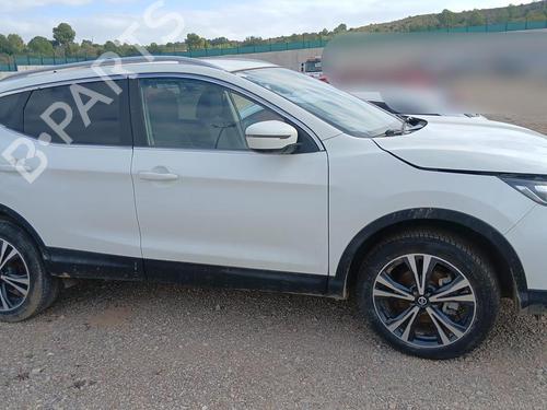 Left headlight NISSAN QASHQAI II (J11, J11_)  | BP31143998C28 